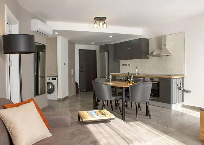 1+1 Kyrenia (Northern Cyprus)